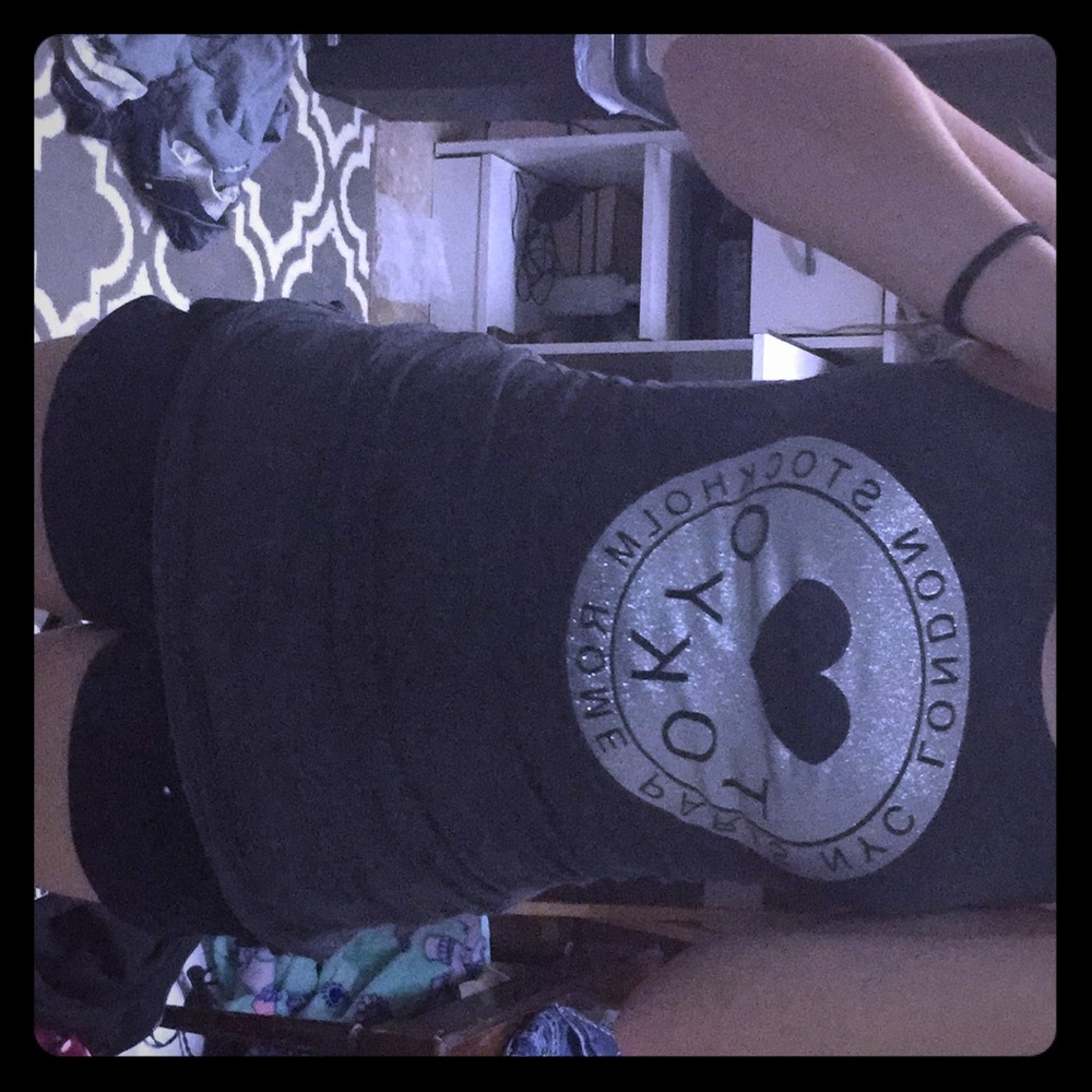long grey tank top